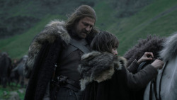extant_GameOfThrones_1x01-WinterIsComing_1043