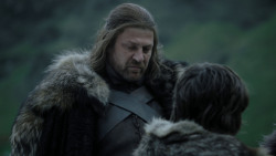 extant_GameOfThrones_1x01-WinterIsComing_1049