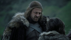 extant_GameOfThrones_1x01-WinterIsComing_1052