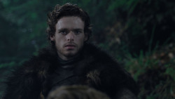 extant_GameOfThrones_1x01-WinterIsComing_1283