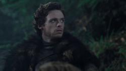 extant_GameOfThrones_1x01-WinterIsComing_1285