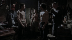 extant_GameOfThrones_1x01-WinterIsComing_1756