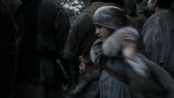 extant_GameOfThrones_1x01-WinterIsComing_1918
