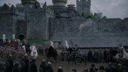 extant_GameOfThrones_1x01-WinterIsComing_2001