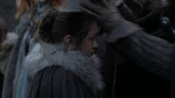 extant_GameOfThrones_1x01-WinterIsComing_2015