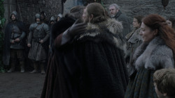 extant_GameOfThrones_1x01-WinterIsComing_2213
