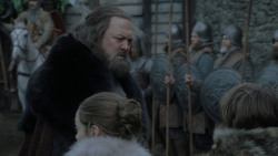 extant_GameOfThrones_1x01-WinterIsComing_2279