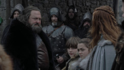extant_GameOfThrones_1x01-WinterIsComing_2328