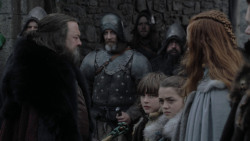 extant_GameOfThrones_1x01-WinterIsComing_2334