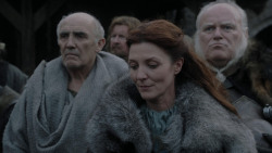 extant_GameOfThrones_1x01-WinterIsComing_2351