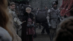 extant_GameOfThrones_1x01-WinterIsComing_2365