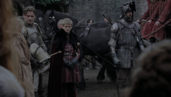 extant_GameOfThrones_1x01-WinterIsComing_2369