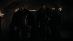 extant_GameOfThrones_1x01-WinterIsComing_2375