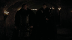 extant_GameOfThrones_1x01-WinterIsComing_2376