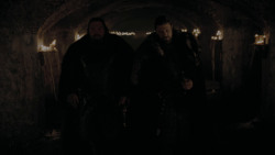 extant_GameOfThrones_1x01-WinterIsComing_2384