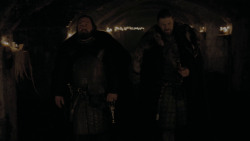 extant_GameOfThrones_1x01-WinterIsComing_2394