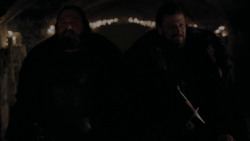 extant_GameOfThrones_1x01-WinterIsComing_2419