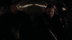 extant_GameOfThrones_1x01-WinterIsComing_2424