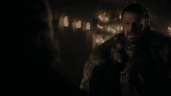 extant_GameOfThrones_1x01-WinterIsComing_2458