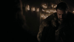 extant_GameOfThrones_1x01-WinterIsComing_2465