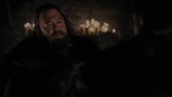 extant_GameOfThrones_1x01-WinterIsComing_2521