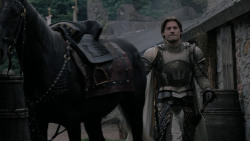 extant_GameOfThrones_1x01-WinterIsComing_2549