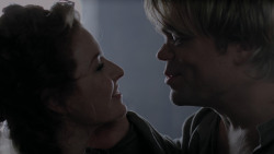 extant_GameOfThrones_1x01-WinterIsComing_2579