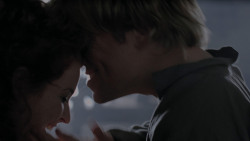 extant_GameOfThrones_1x01-WinterIsComing_2585