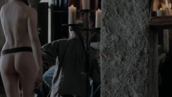 extant_GameOfThrones_1x01-WinterIsComing_2594