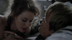 extant_GameOfThrones_1x01-WinterIsComing_2655