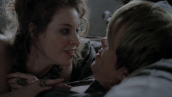 extant_GameOfThrones_1x01-WinterIsComing_2658
