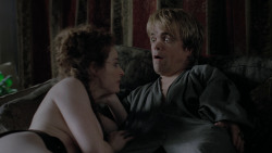 extant_GameOfThrones_1x01-WinterIsComing_2674