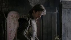 extant_GameOfThrones_1x01-WinterIsComing_2724