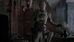 extant_GameOfThrones_1x01-WinterIsComing_2747