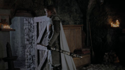 extant_GameOfThrones_1x01-WinterIsComing_2771