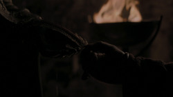 extant_GameOfThrones_1x01-WinterIsComing_2784