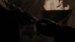 extant_GameOfThrones_1x01-WinterIsComing_2785