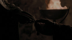 extant_GameOfThrones_1x01-WinterIsComing_2786