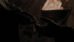 extant_GameOfThrones_1x01-WinterIsComing_2787
