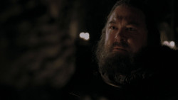extant_GameOfThrones_1x01-WinterIsComing_2817