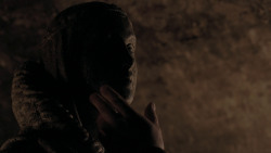 extant_GameOfThrones_1x01-WinterIsComing_2838
