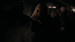 extant_GameOfThrones_1x01-WinterIsComing_2844