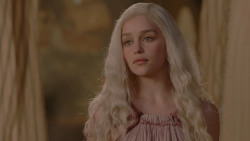 extant_GameOfThrones_1x01-WinterIsComing_2884