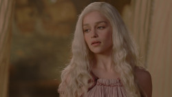 extant_GameOfThrones_1x01-WinterIsComing_2891