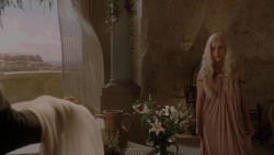 extant_GameOfThrones_1x01-WinterIsComing_2913