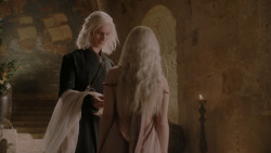 extant_GameOfThrones_1x01-WinterIsComing_2919