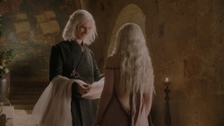 extant_GameOfThrones_1x01-WinterIsComing_2920