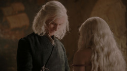 extant_GameOfThrones_1x01-WinterIsComing_2931