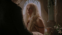 extant_GameOfThrones_1x01-WinterIsComing_2946