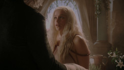 extant_GameOfThrones_1x01-WinterIsComing_2947